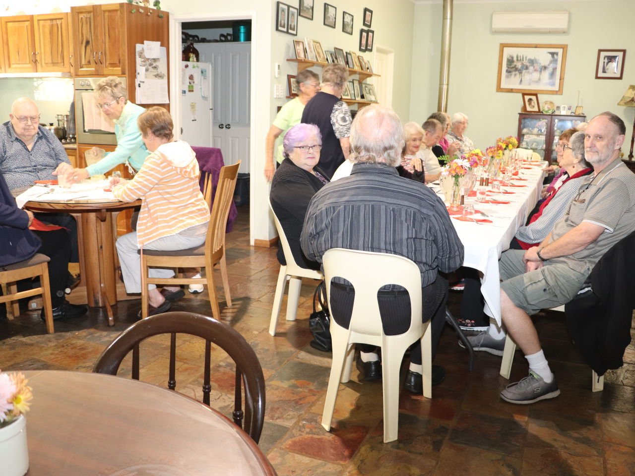 Members enjoying lunch at the Coolup Gardens