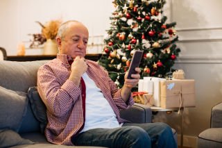 How to outsmart holiday scammers 