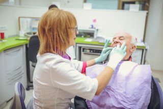 Why seniors need better dental care  